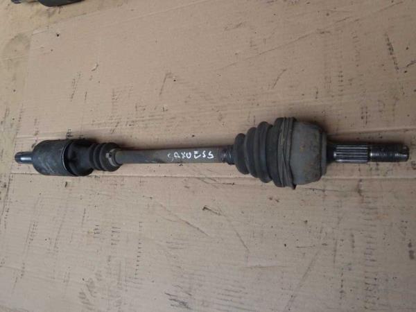 CARDAN GAUCHE CITROEN SAXO/ PEUGEOT 106 ESSENCE - Vue 1